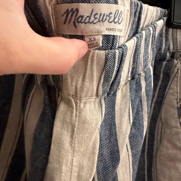 Madewell striped shorts in size XS - EUC - Picture 3 of 3
